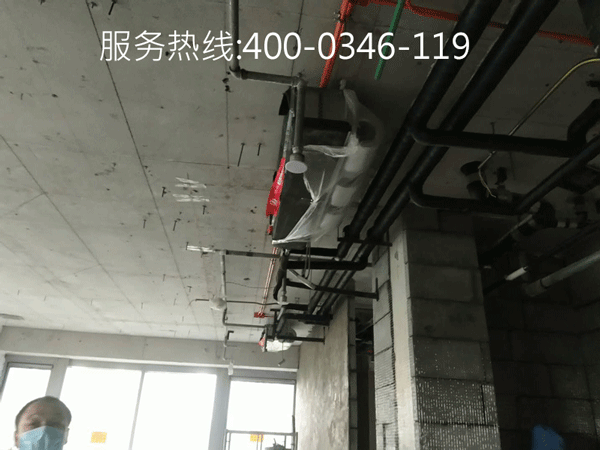 商場消防維保人員對防火卷簾日常維保項(xiàng)目